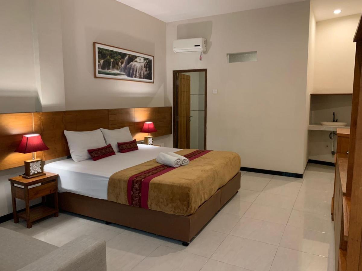 Kuta Suci Guesthouse Eksteriør bilde