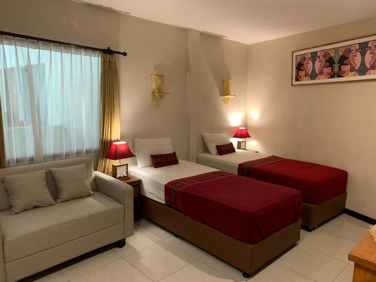 Kuta Suci Guesthouse Eksteriør bilde