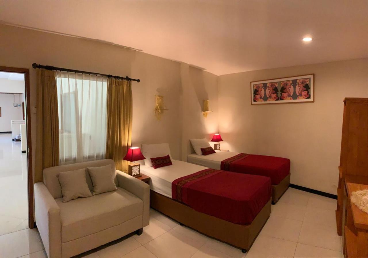 Kuta Suci Guesthouse Eksteriør bilde