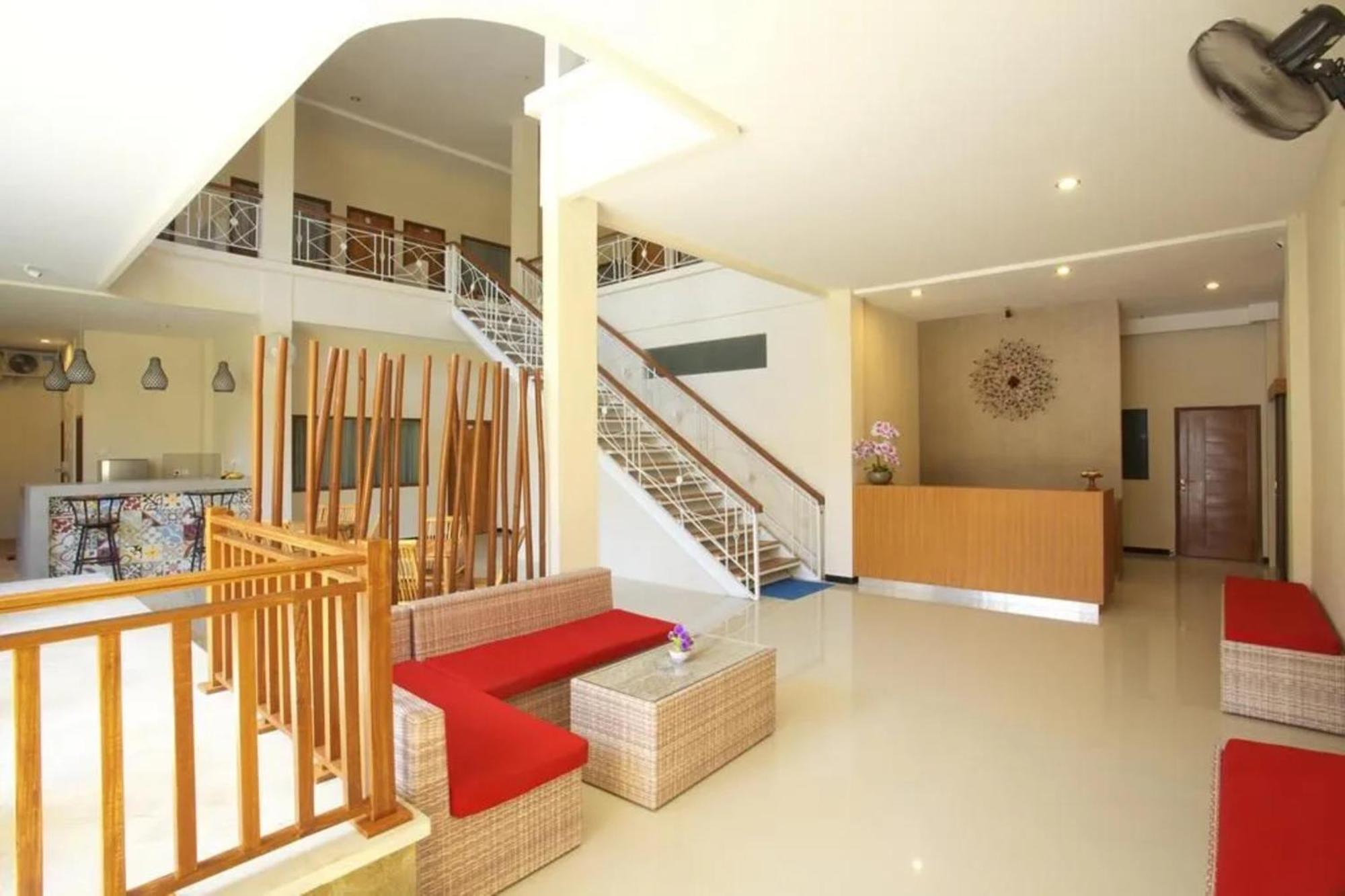 Kuta Suci Guesthouse Eksteriør bilde